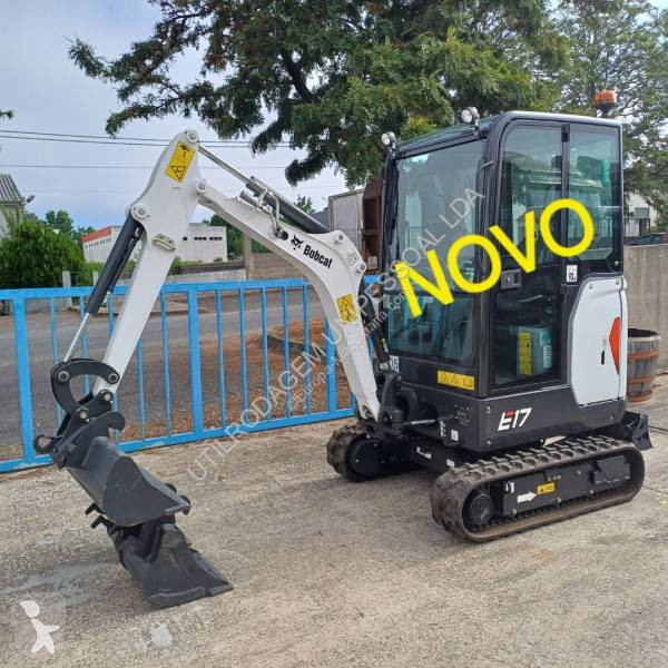 10699248 Foto Escavadora